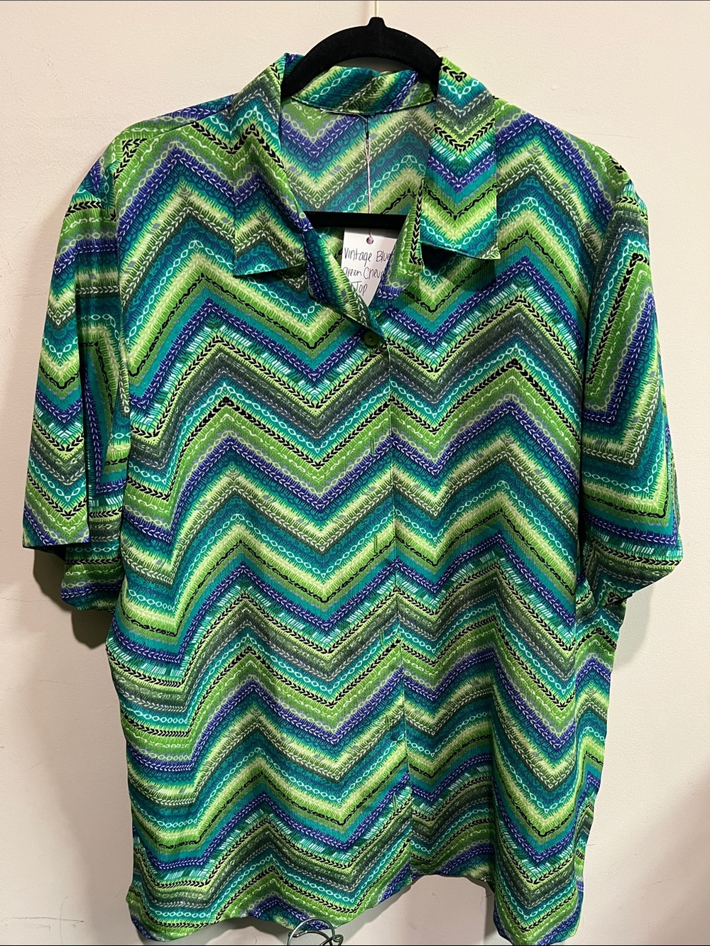 Women’s Chevron Button-Down Shirt in Green Pattern